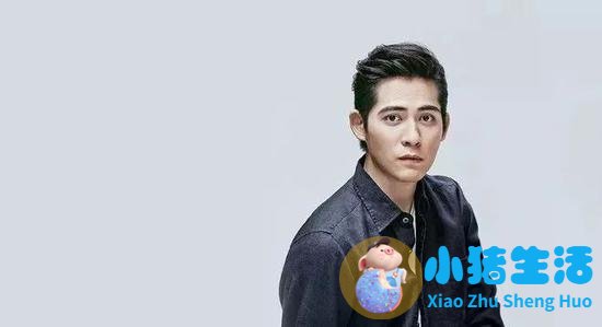时尚女人卷发假发
