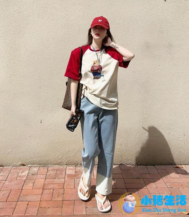 时尚女性穿衣搭配