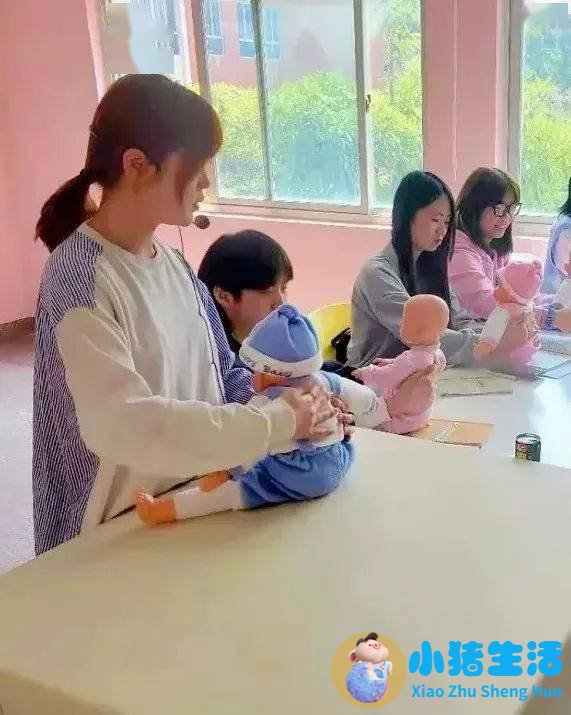 哺乳指导课程