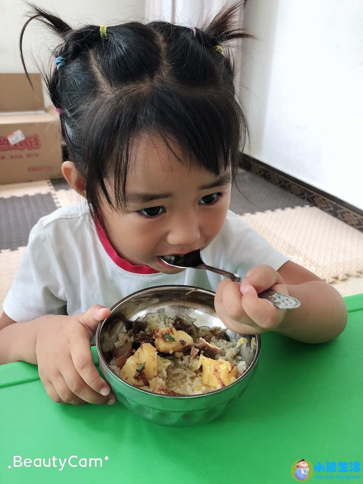 早期教育中培养宝宝对食物的兴趣的解析