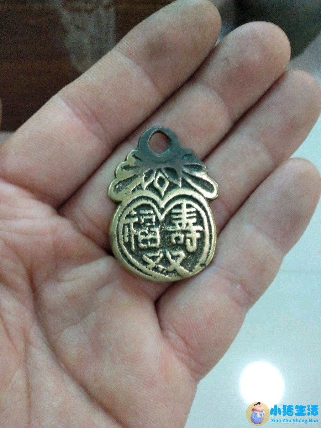 有痣在背，长寿富贵！背上各部位痣相命
