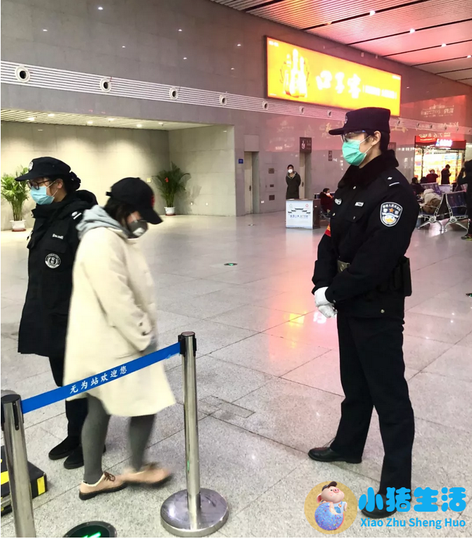 儿童医院患儿激增护士累晕倒