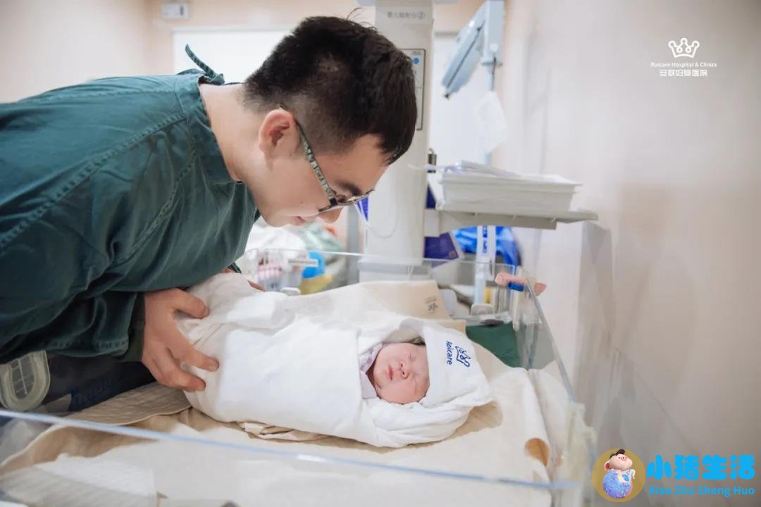 孕妇梦见顺产生下女婴
