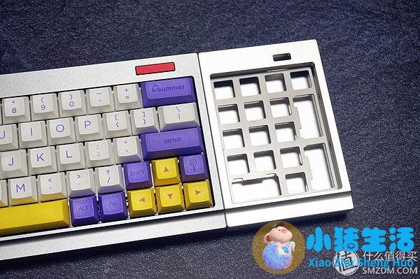 怀孕那晚梦见蛇缠身还梦到发夹