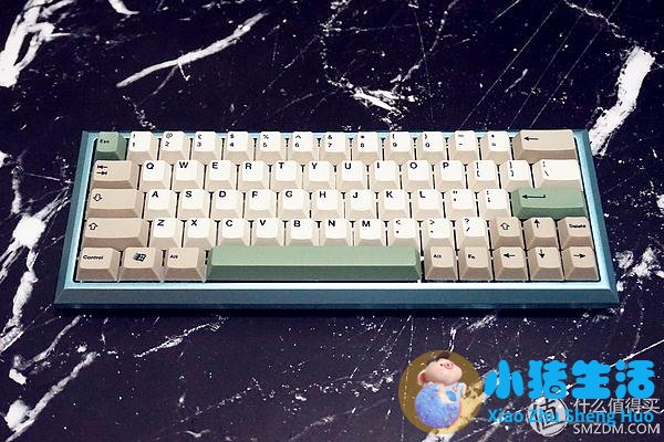 怀孕那晚梦见蛇缠身还梦到发夹