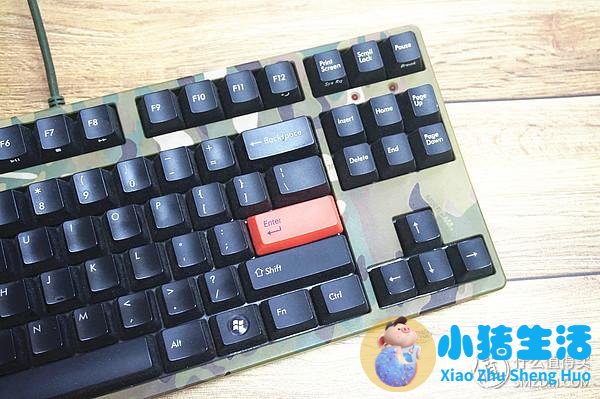 怀孕那晚梦见蛇缠身还梦到发夹