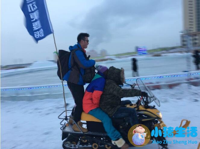 满洲里旅游美女
