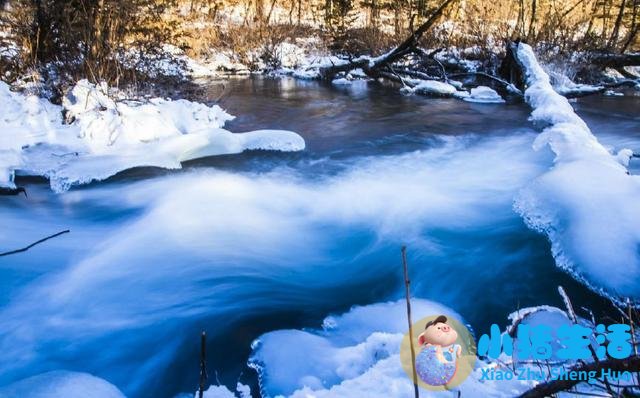 东北这个温泉被称为“神水”，可以煮鸡蛋也可治病，四周白雪皑皑