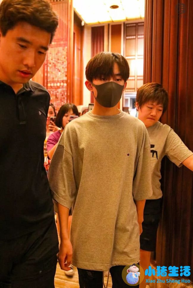 易烊千玺会不会追求女孩子