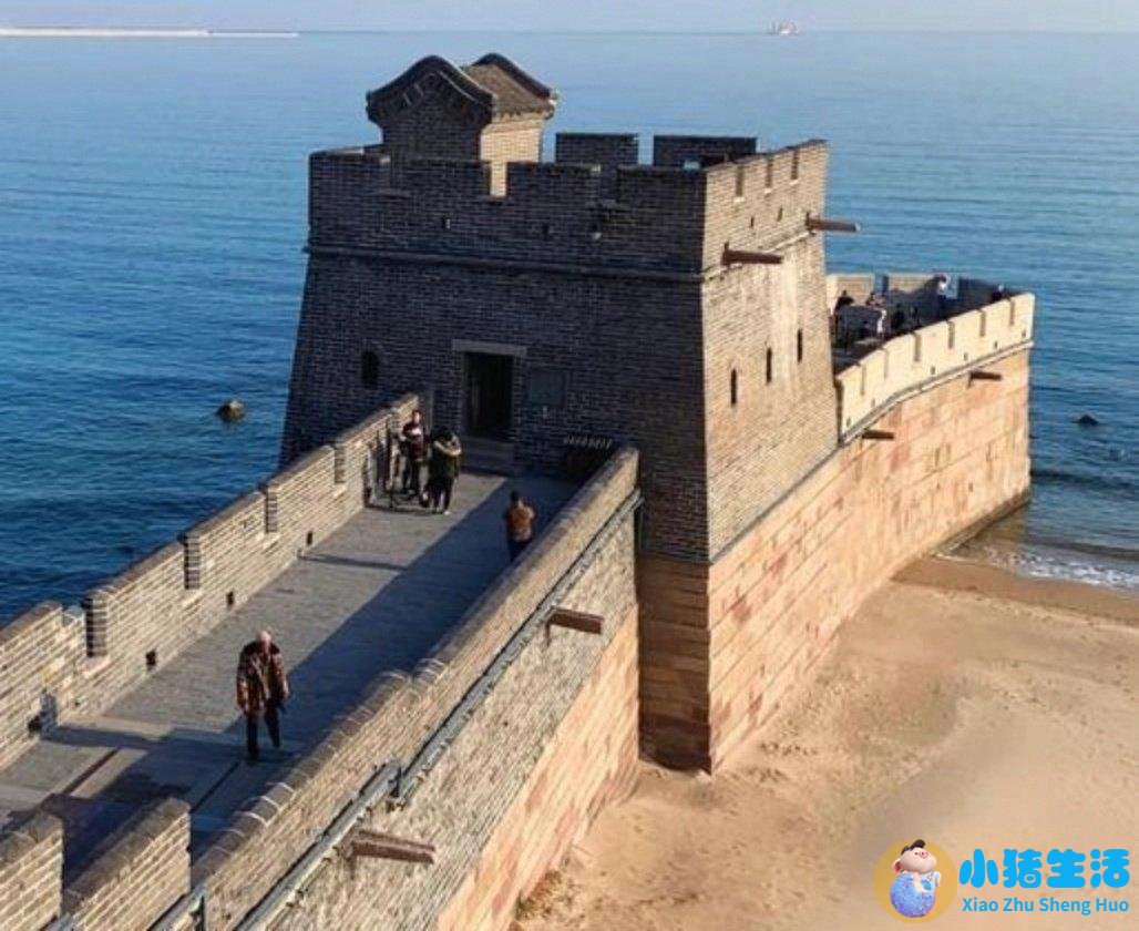 山海关，为什么叫天下第一关？徐达当年把长城修到海里，老龙头藏着3个兵家