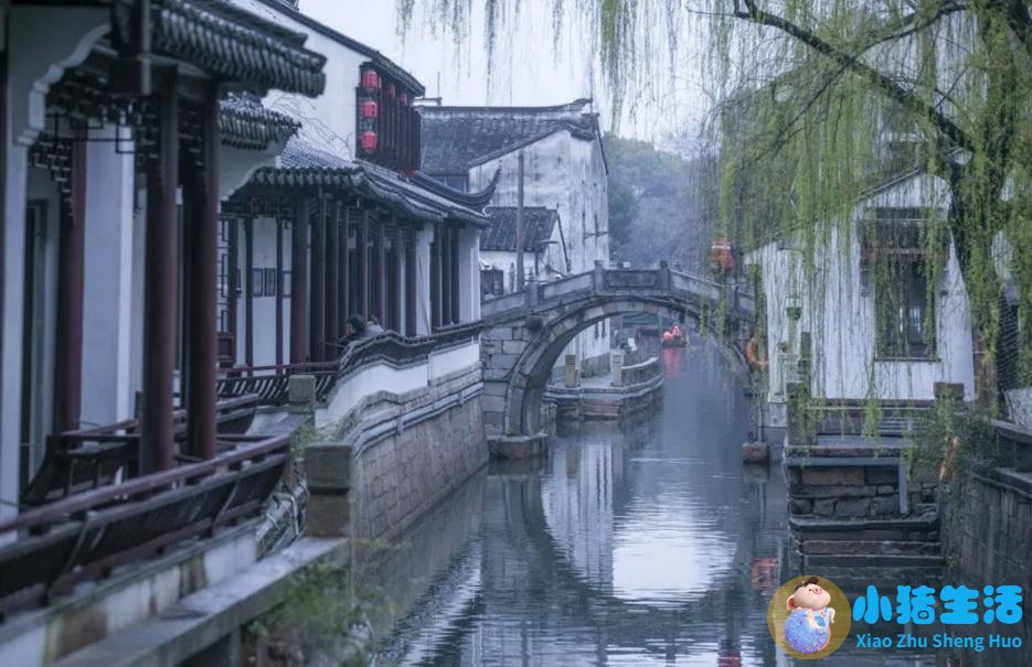 上有天堂,下有苏杭类似