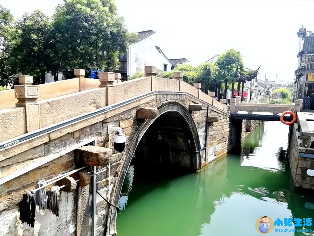 上有天堂,下有苏杭类似
