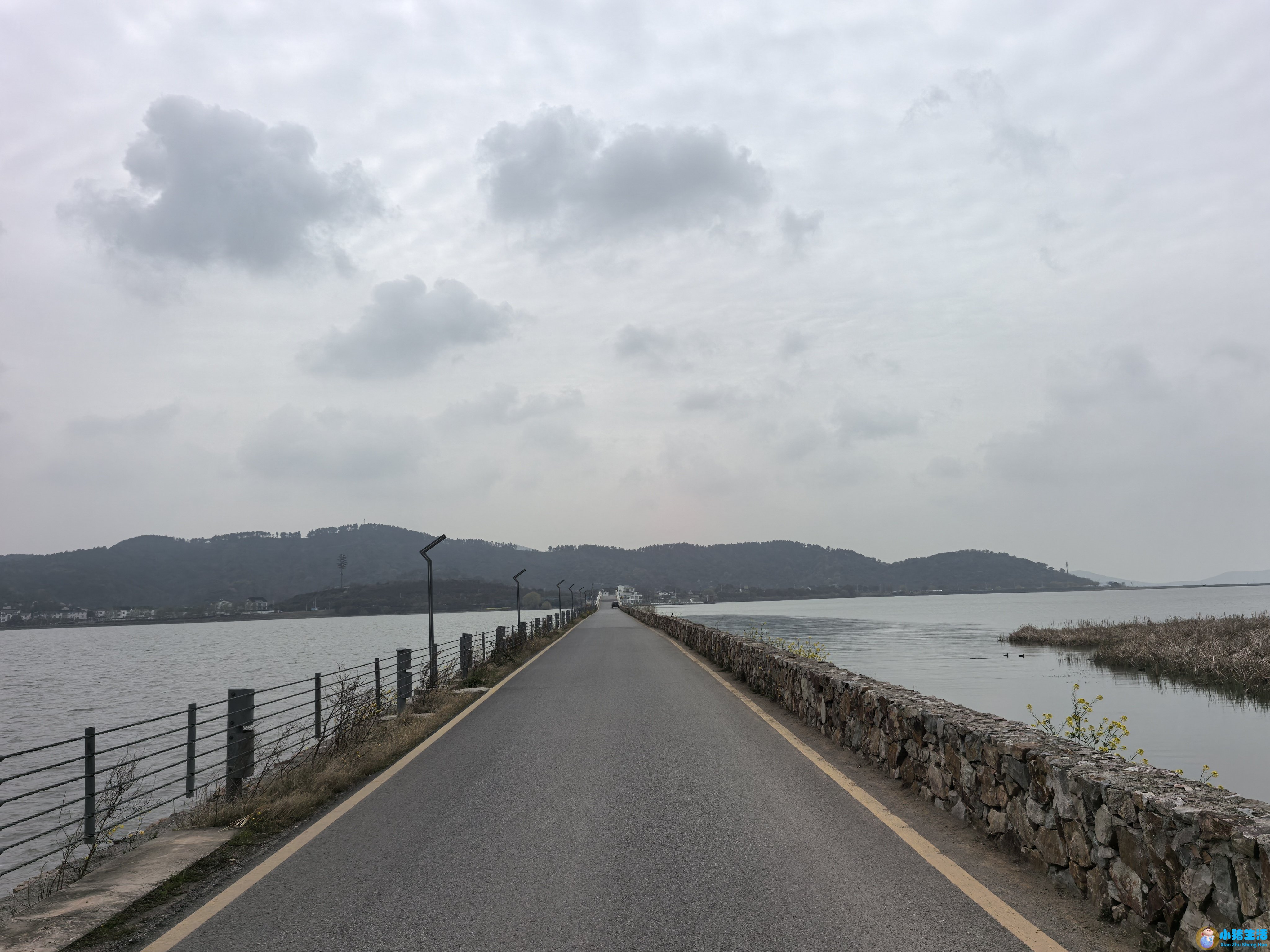 上有天堂,下有苏杭类似