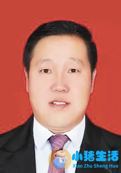 白岩松评临汾公益广告人物形象异常