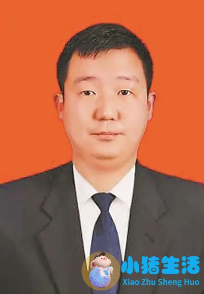 白岩松评临汾公益广告人物形象异常