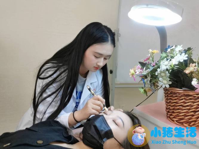 上海纹绣培训评测：聚焦纹眉教学的专业